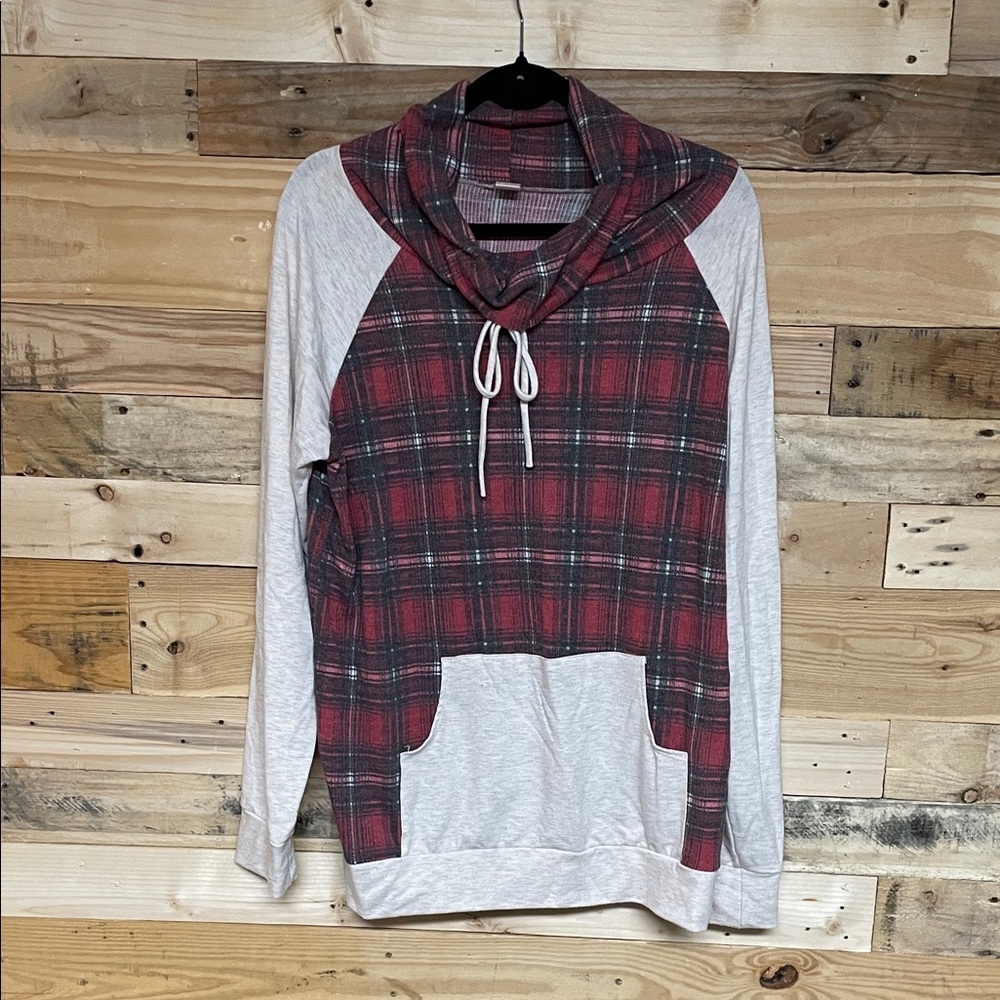 7th Ray size XL Red and Black Plaid with Cream Long Sleeve Cowl Sweatshirt